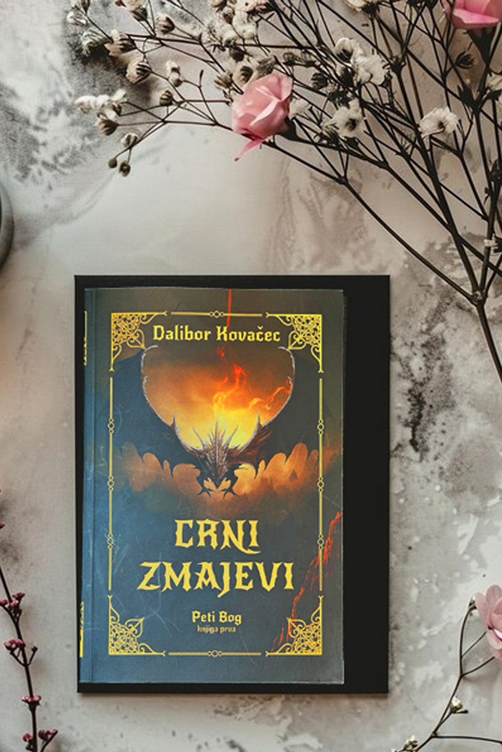 Ljubavni roman, nova fantasy knjiga za odrasle